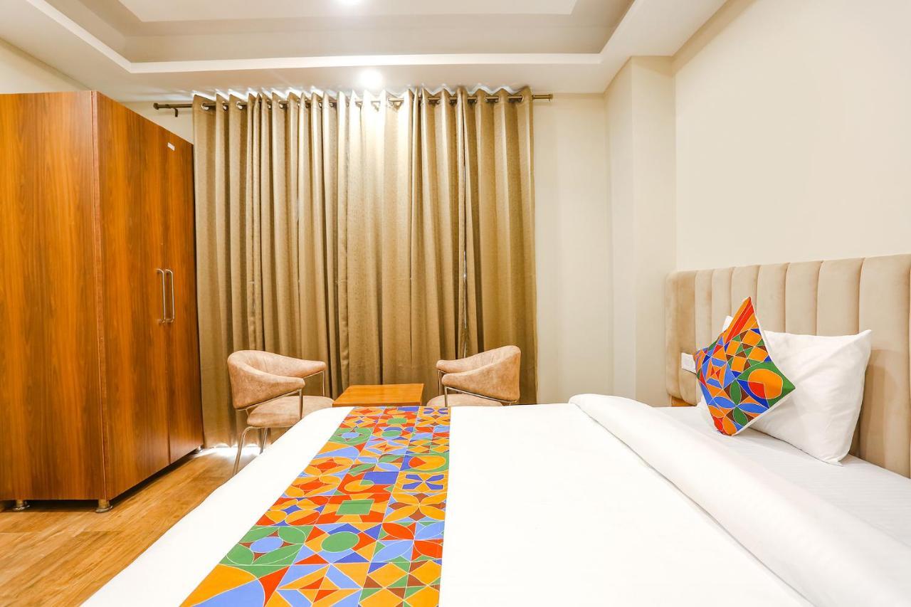 Fabhotel Raahi Retreat Gurgaon Extérieur photo