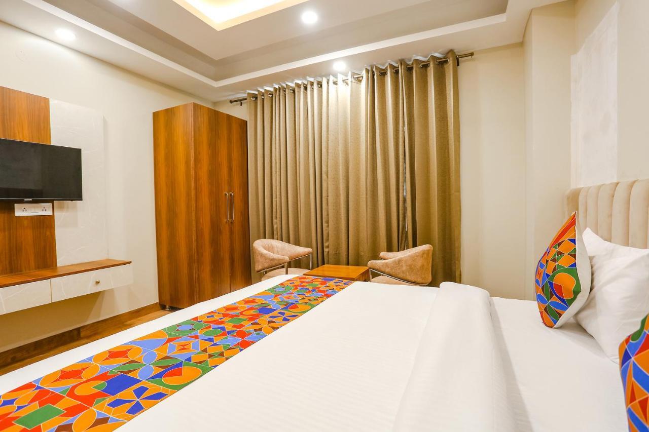 Fabhotel Raahi Retreat Gurgaon Extérieur photo